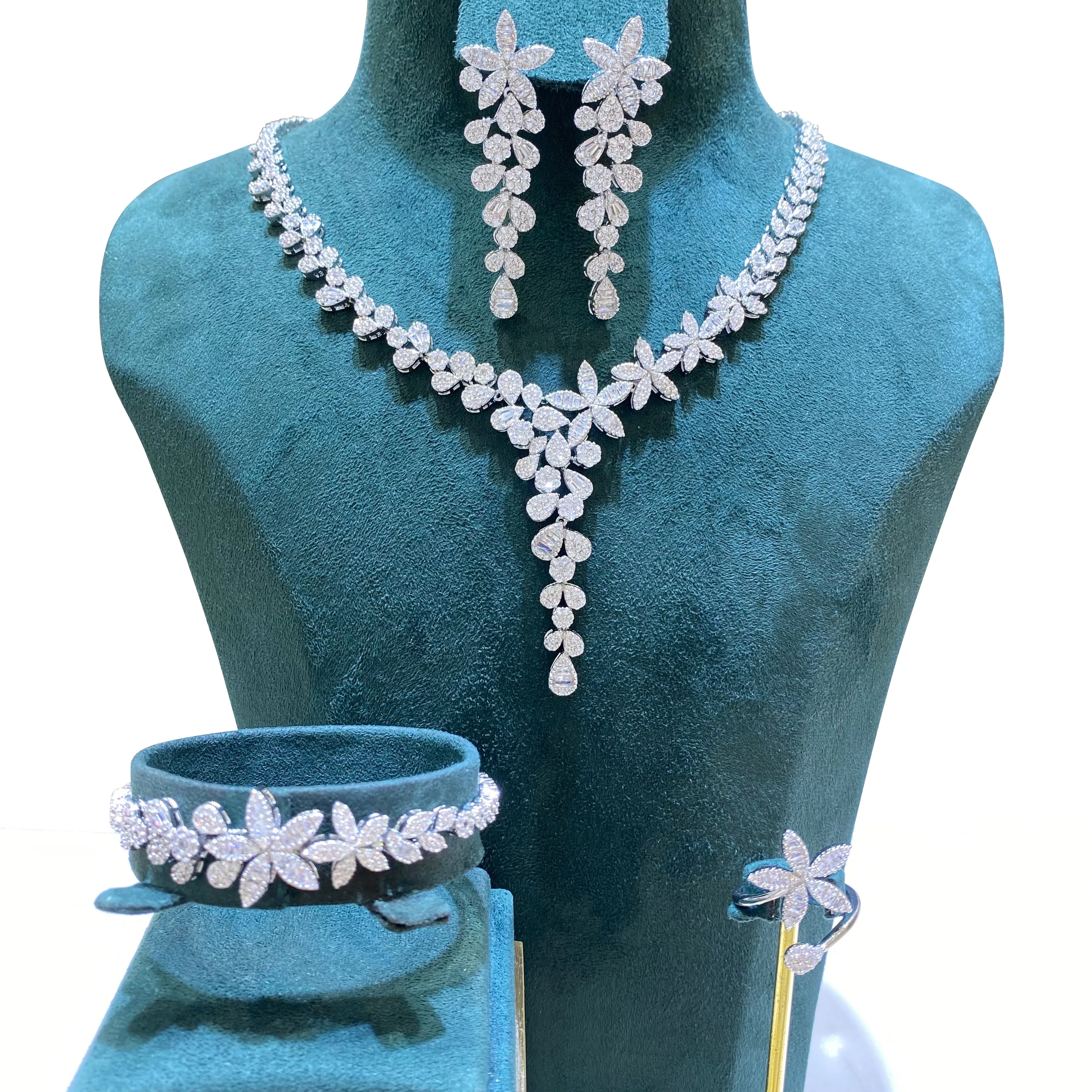 

GODKI Famous Brand 4pcs Luxury Middle East Jewelry Sets For Women Wedding Party Zircon Crystal Dubai Bridal Jewelry Set Gift