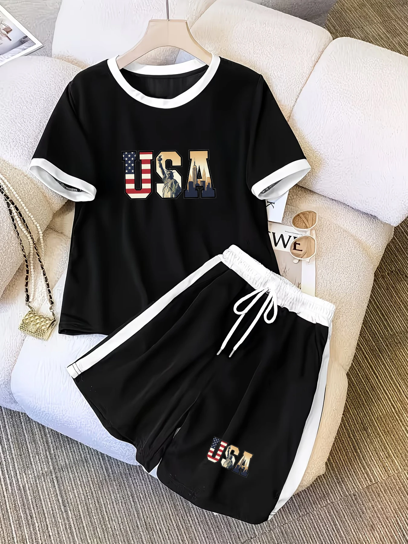 Street Style Cool Usa Theme Usa Statue of Liberty Pattern Print Women's Three-Piece Set with Contrasting Edges, Short-Sleeve Top, Shorts, and Long Pants Set for Summer Daily Commute, Travel, and Shopping, Versatile for Multiple Occasions, Casual and Versatile Women's Outfit