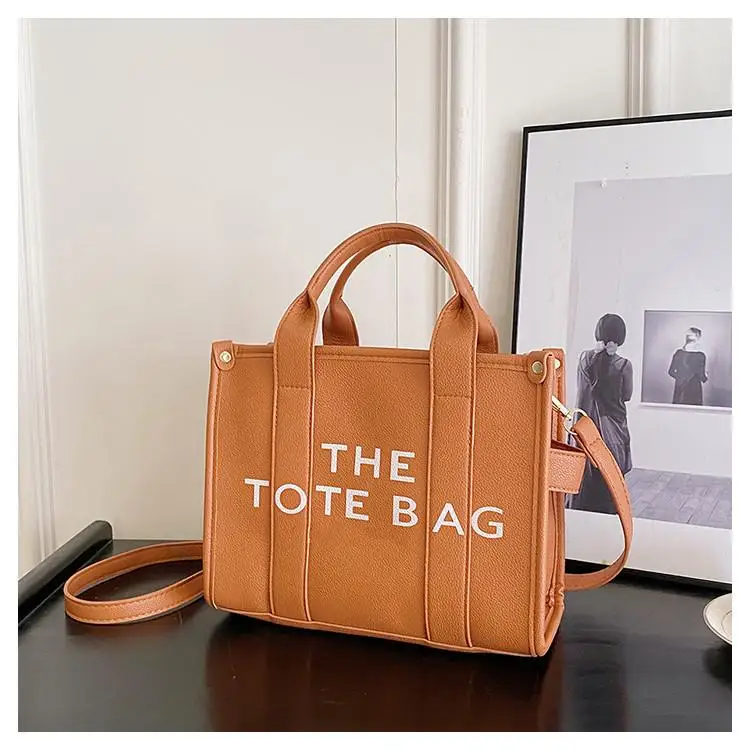 حقيبة يد نسائية كبيرة السعة وعصرية، حقيبة كتف متعددة الاستخدامات بتصميم جديد لعام 2024، مصنوعة من الجلد الصناعي للاستخدام اليومي