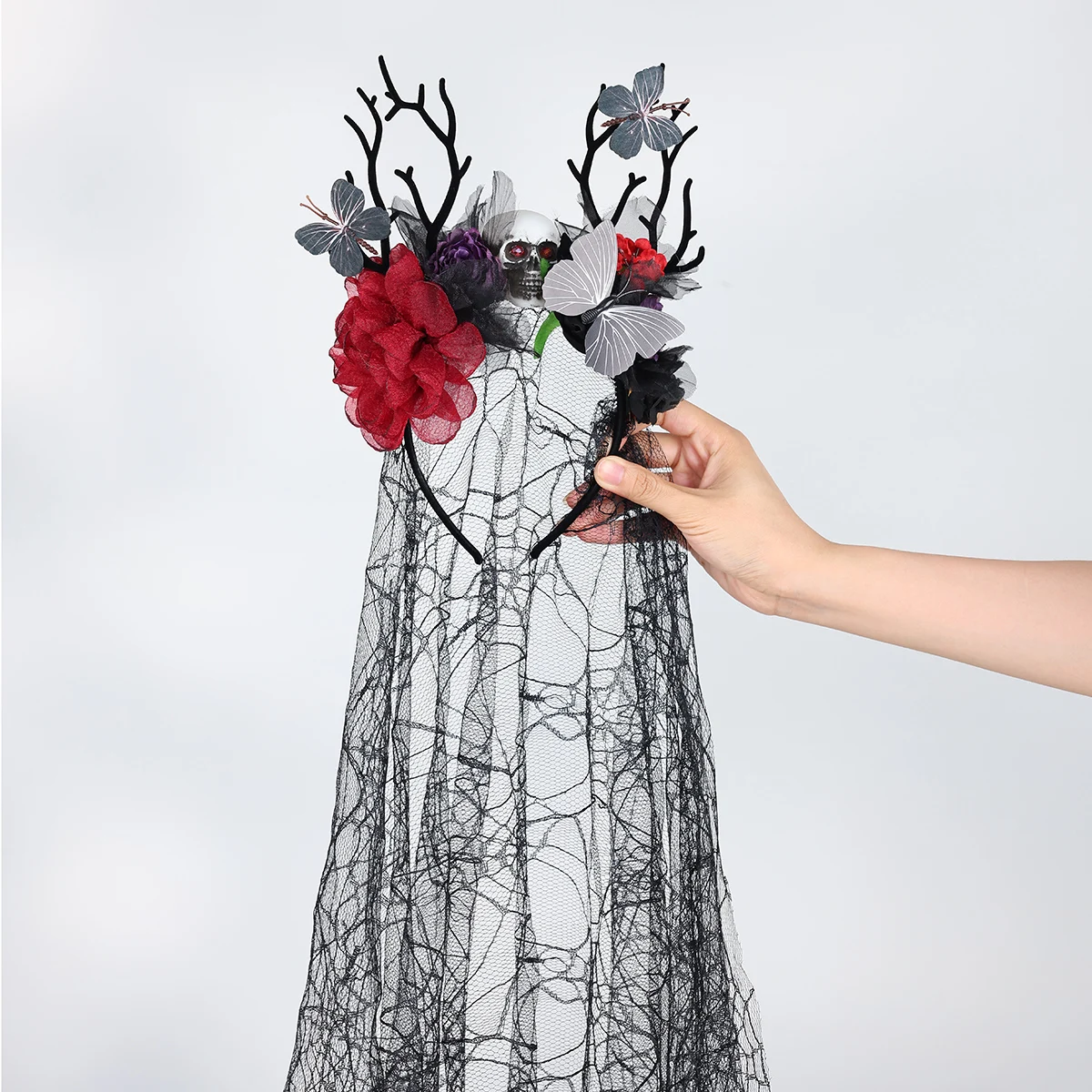 Damen Gothic Geweih-Schädel-Schleier-Stirnband, Schwarzes Spitzen-Rosen-Blumen-Kopfband für Halloween, Vampir-Cosplay, Dunkle Party-Kostüm-Accessoire – Detail 12
