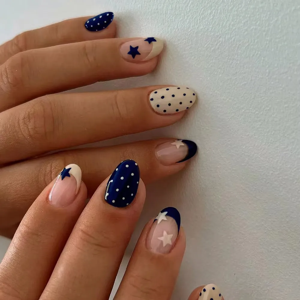 24pcs Oval Star Polka Dot Nail Stickers, Acrylic Material, Perfect Fit, Set Includes: 1pc Jelly Gel And 1pc Nail File. Short Nai
