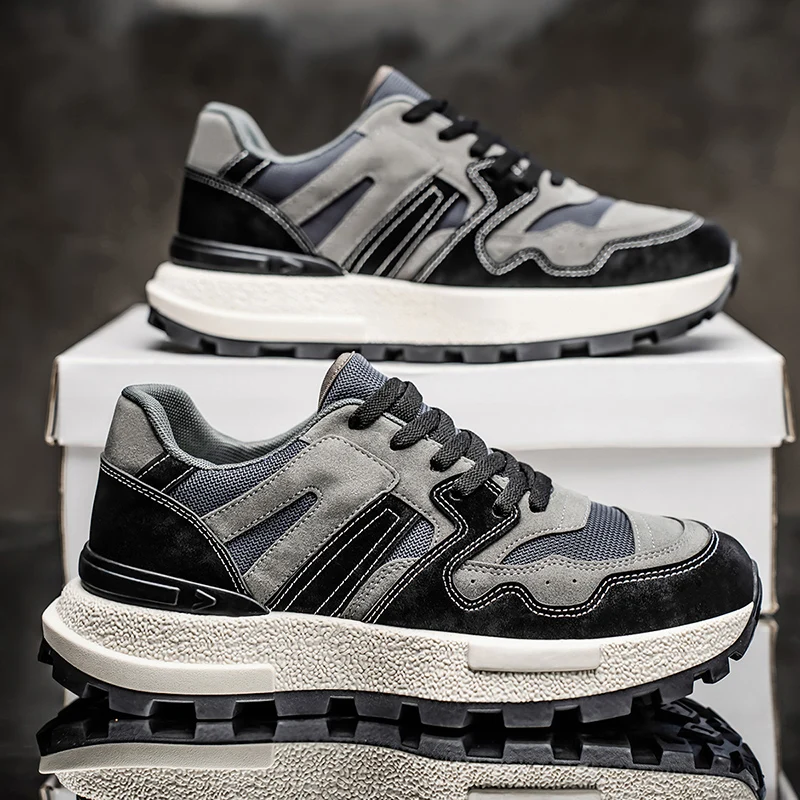 

Доступны три цвета. Новая модная мужская и женская повседневная спортивная обувь. Износостойкие удобные школьные кроссовки. Тенденция.