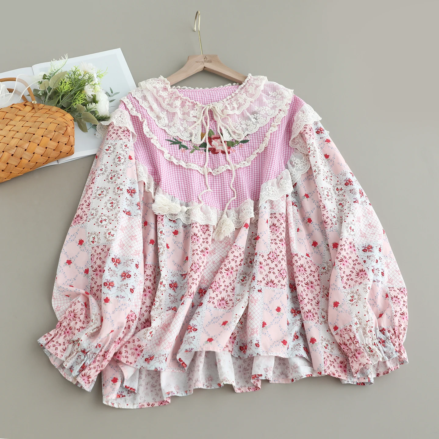 Japanese Sweet Mori Girl Vintage Plaid Lace Embroidery Floral Print Patchwork Cotton Shirts Women Long Sleeve Casual Blouse Tops