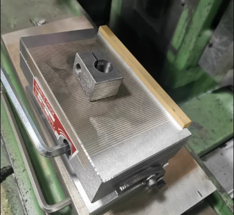 

Прецизионный магнитный шлифовальный патрон — сверхсильный постоянный магнит для поверхностного шлифования ​