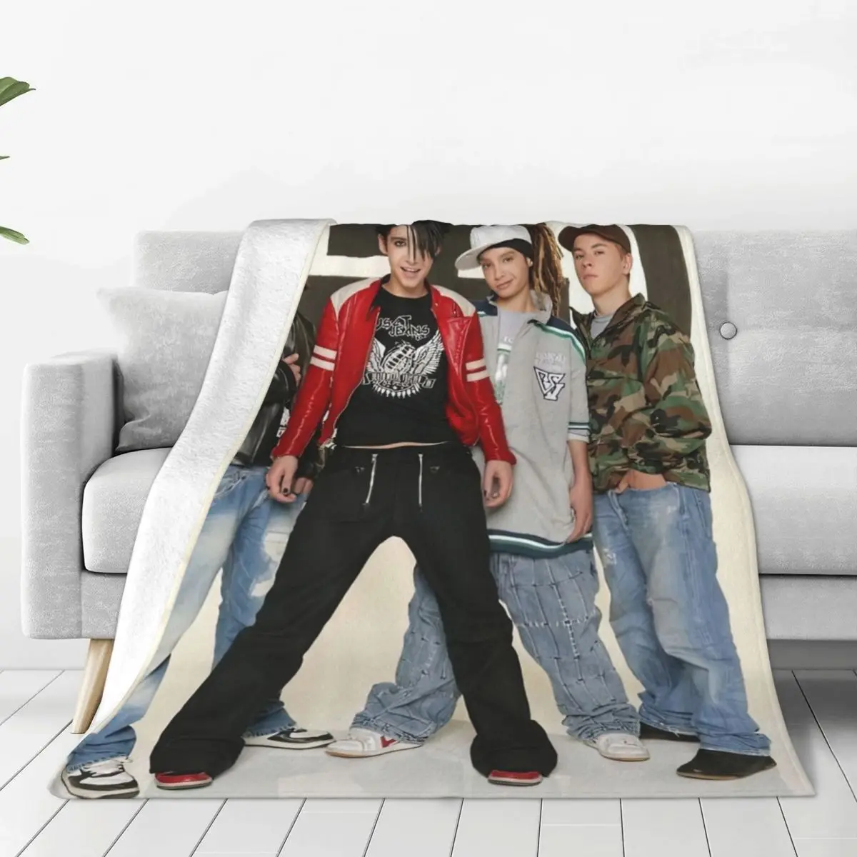 Tokio Hotel Team Funny Blankets Fleece Print Vintage Comfortable Lightweight Thin Throw Blanket for Sofa Office Plush Thin Quilt