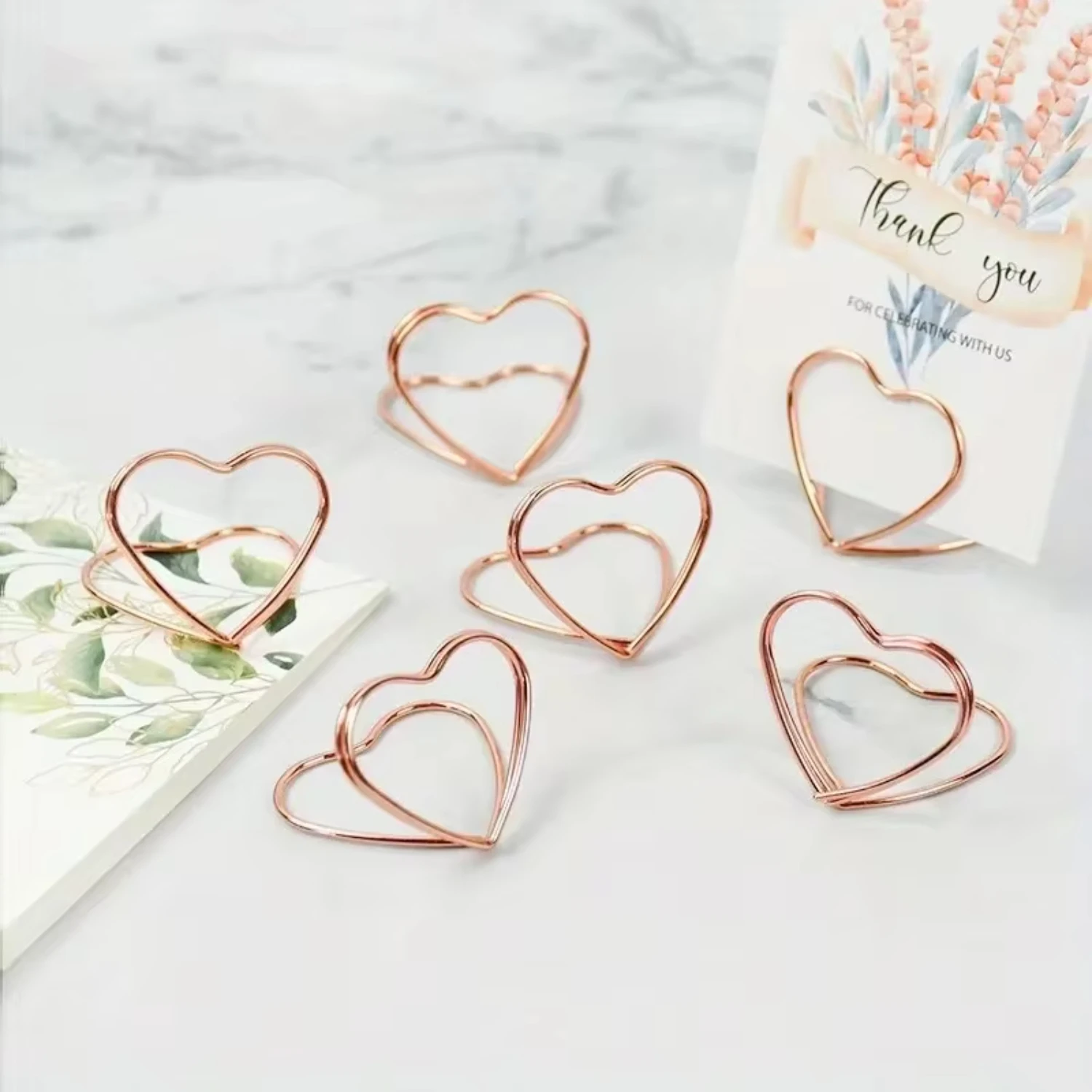 

10pcs Double Heart Shape Metal Memo Holder Table Placecard Holder Photo Clip Card Stand Wedding Banquet Heart Message Holder