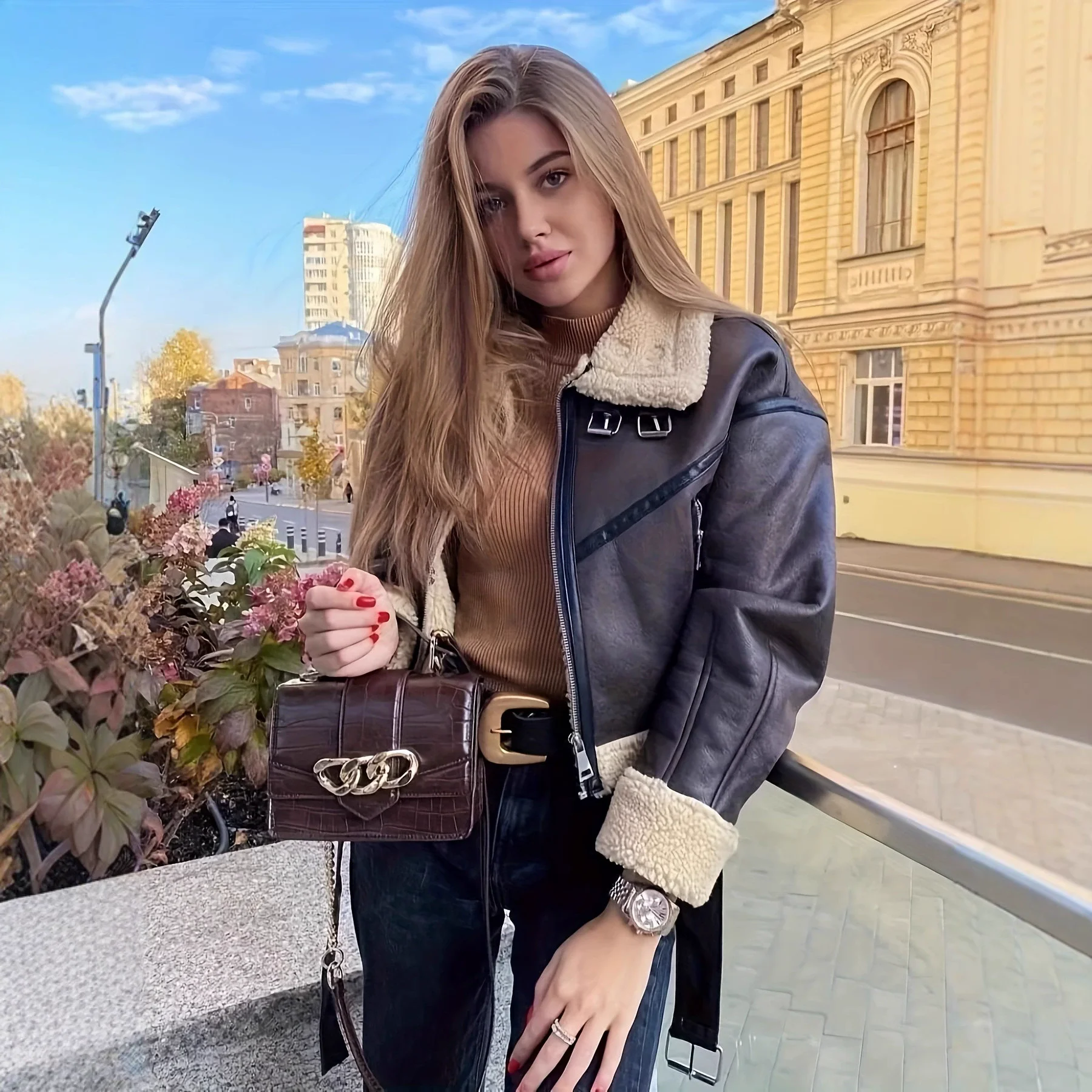 Women Streetwear Faux Lamb Leather Fur Short Jacket with Belt Moto Biker Thick Warm Sheepskin Coat Outwear