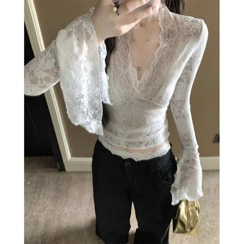 White Lace Hollow out Long Sleeve V-Neck Top Women's Initial Autumn Pure Desire Sexy Slim Fit Short Inner Wear Base Shirt