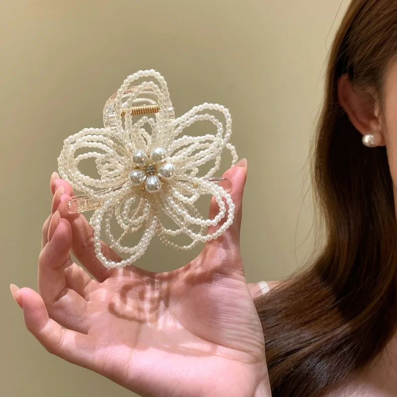

Elegant French Flower Pearl Hair Clip Retro Shark Clip for Daily Commuting Niched Accessory at the Back of Head DressAccessories