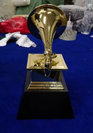 Metal Horn Trophy Music Trophy Living Room Grammy Trophy Trophy by NA RA S Nice Gift Souvenir Collections Free Lettering