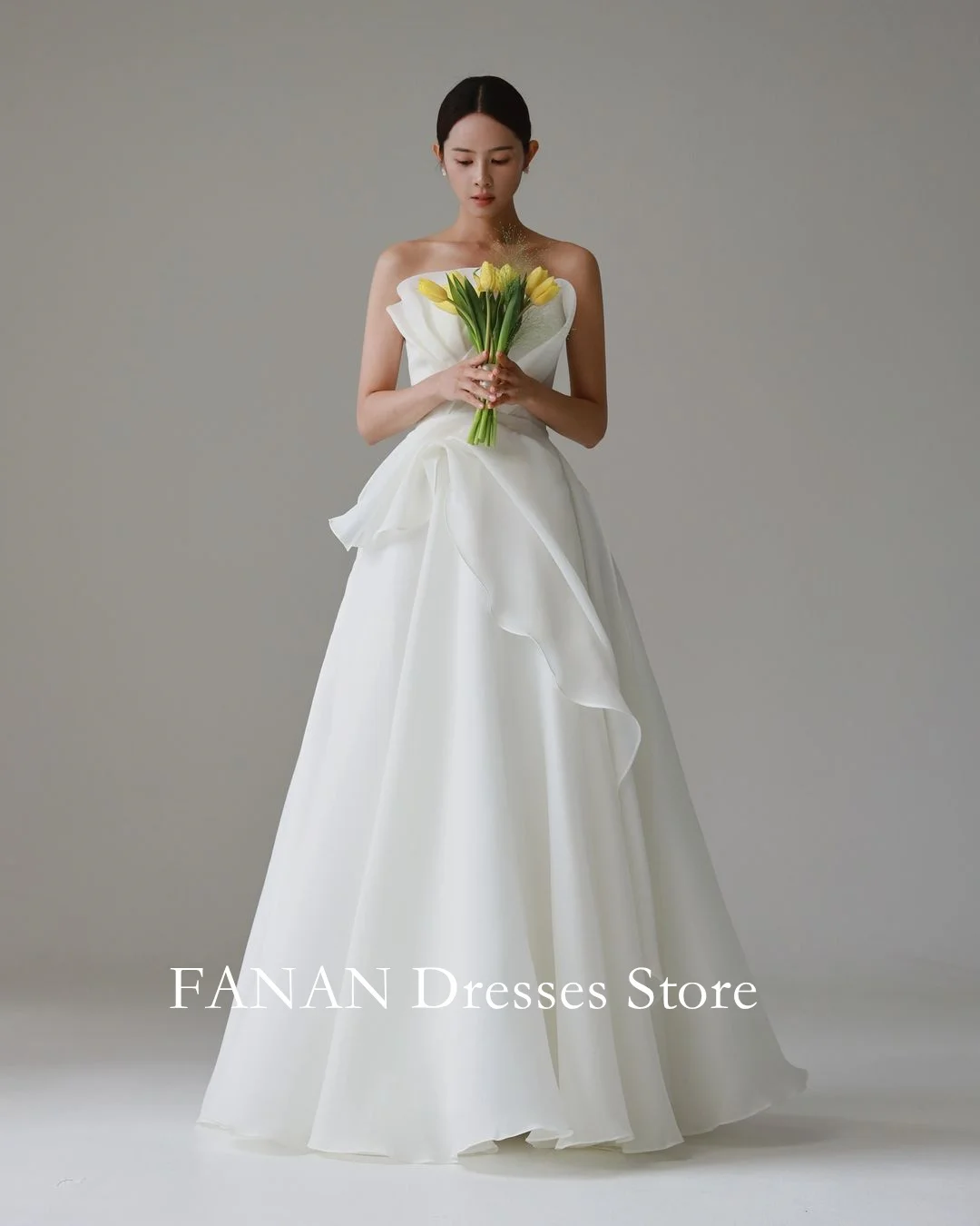 

Colavis Asta Korea Strapless Sleeveless Organza Ivory Wedding Dresses 웨딩드레스 Corset Custom Made Photoshoot Bride Gowns Plus Size