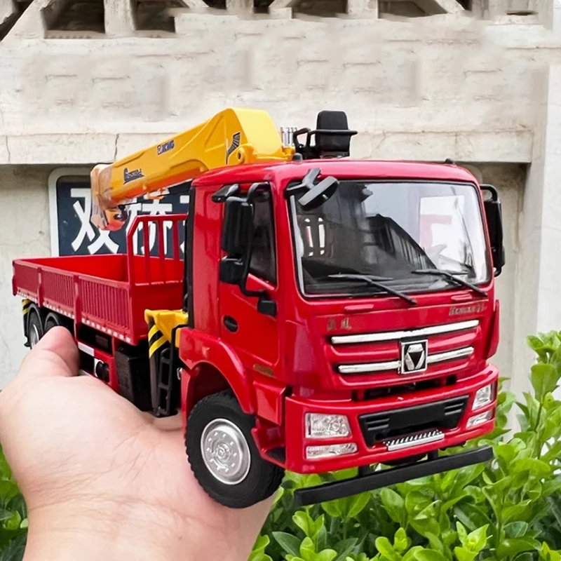 Diecast Alloy 1:35 Scale Truck Crane Cargo Transport Truck Engineering Truck Model Collection Souvenir Display Ornaments