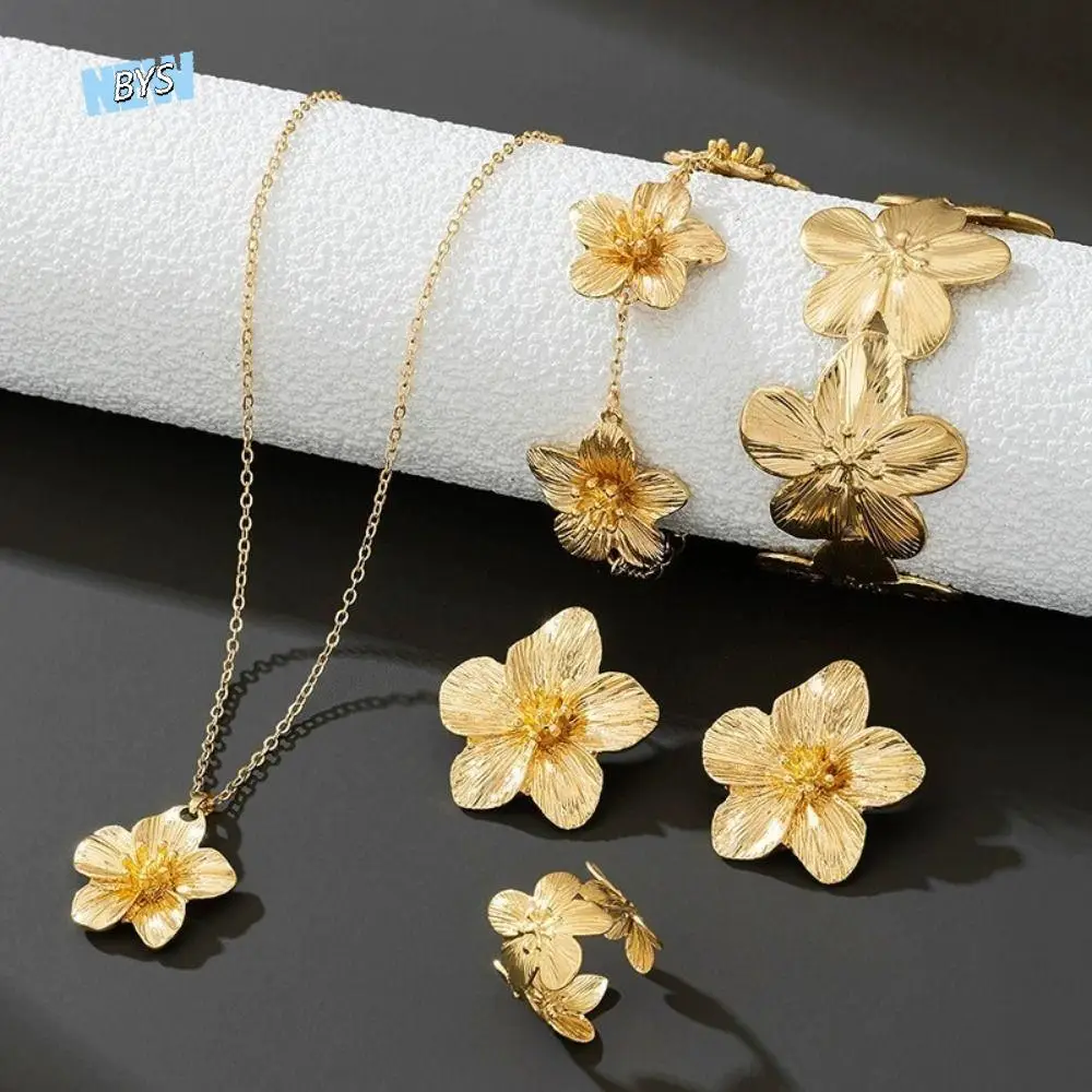 

6Pcs Vintage Necklace Earrings Bracelet Set Alloy Bohemian Style Flower Jewelry Set Delicate Sweet Women Jewelry Suit Wedding