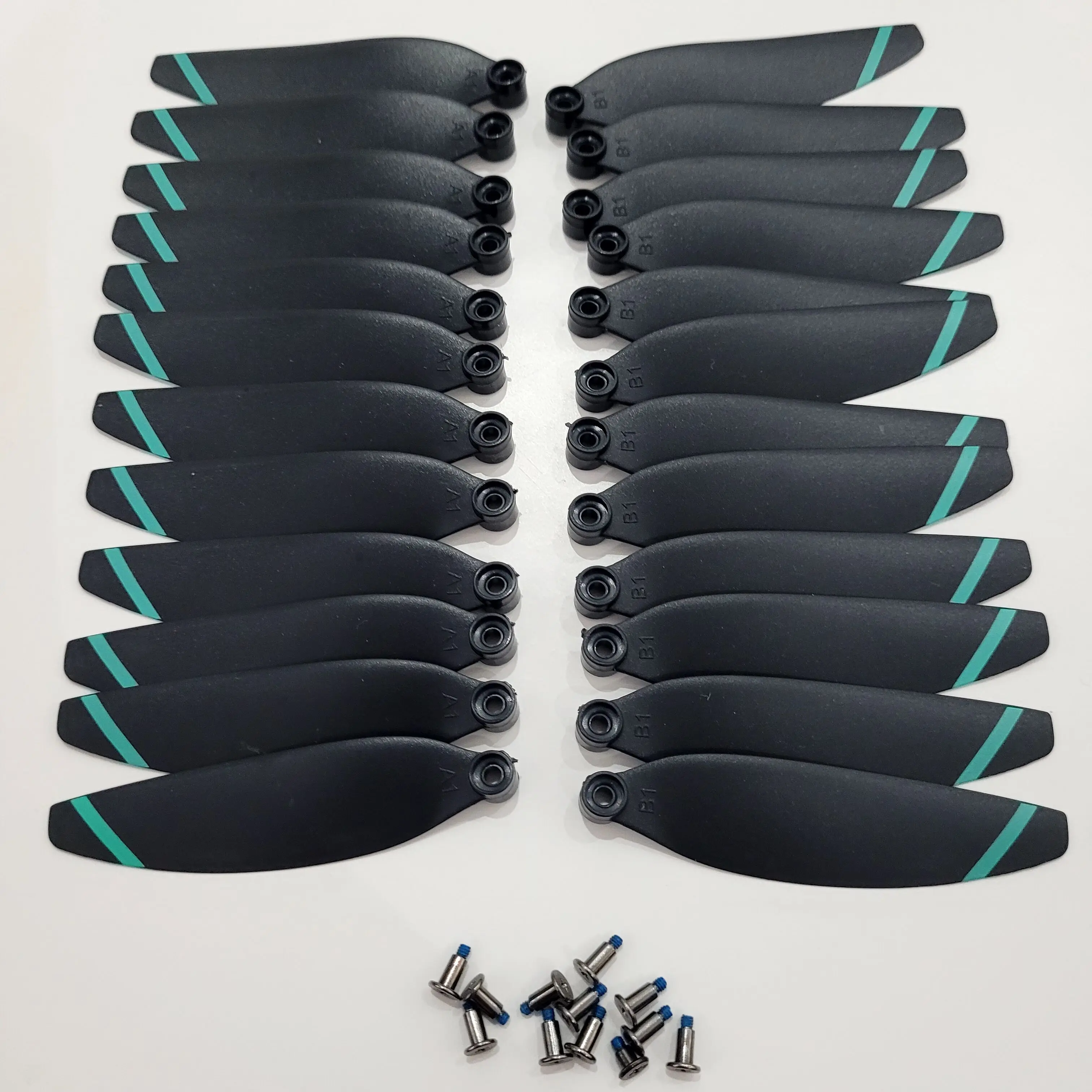 8/16PCS L200 PRO MAX Original Propeller Blade CW CCW Wing Fan RC Drone Rotor Accessory