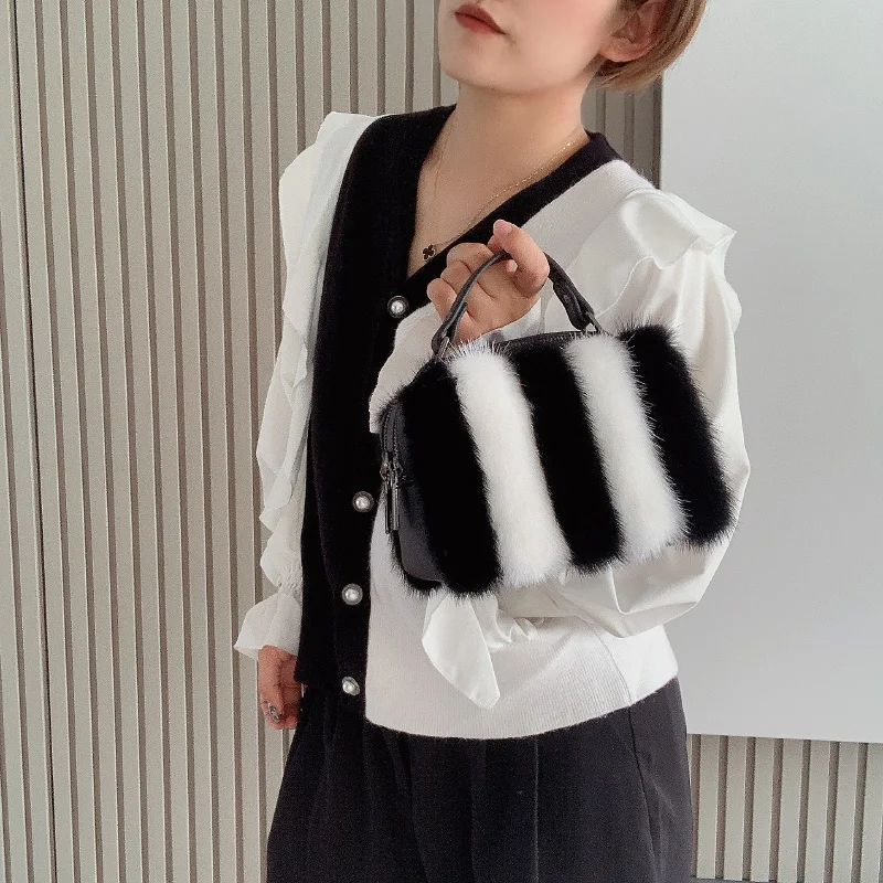 Mink Fur Bag Female Black White Handbag Real Mink Fur Shoulder Bags Crossbody Bags For Women Winter Furry Messenger Hand Bags