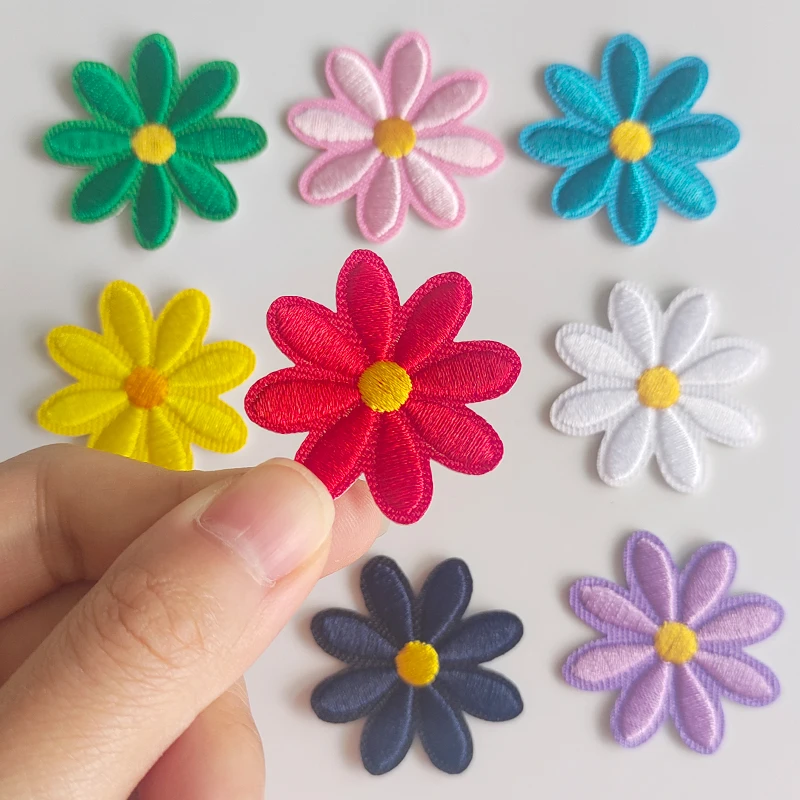 8pcs Lot Flower Bulk Designer Patches For Clothes Iron On Parches Bordado Para Ropa Pack Thermal Adhesive Embroidery Sew Stripes
