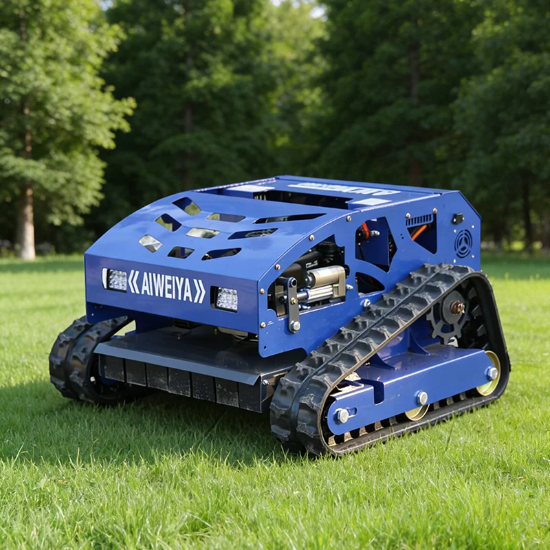

Customized to meet CE Euro 5 standards, 550mm wide, efficient all-terrain lawn maintenance flail mower