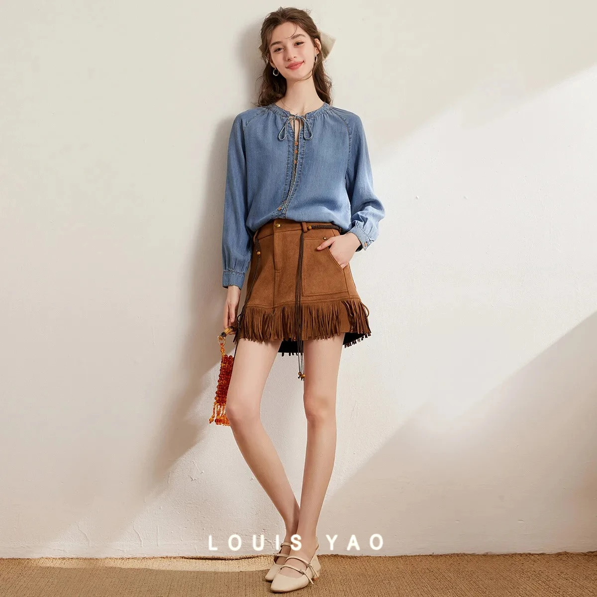 

LOUIS YAO Women's Denim Blouses 2025 Spring Women's Denim Shirt Contrast Color Tie-Front Collar Long-Sleeve Women's Tops
