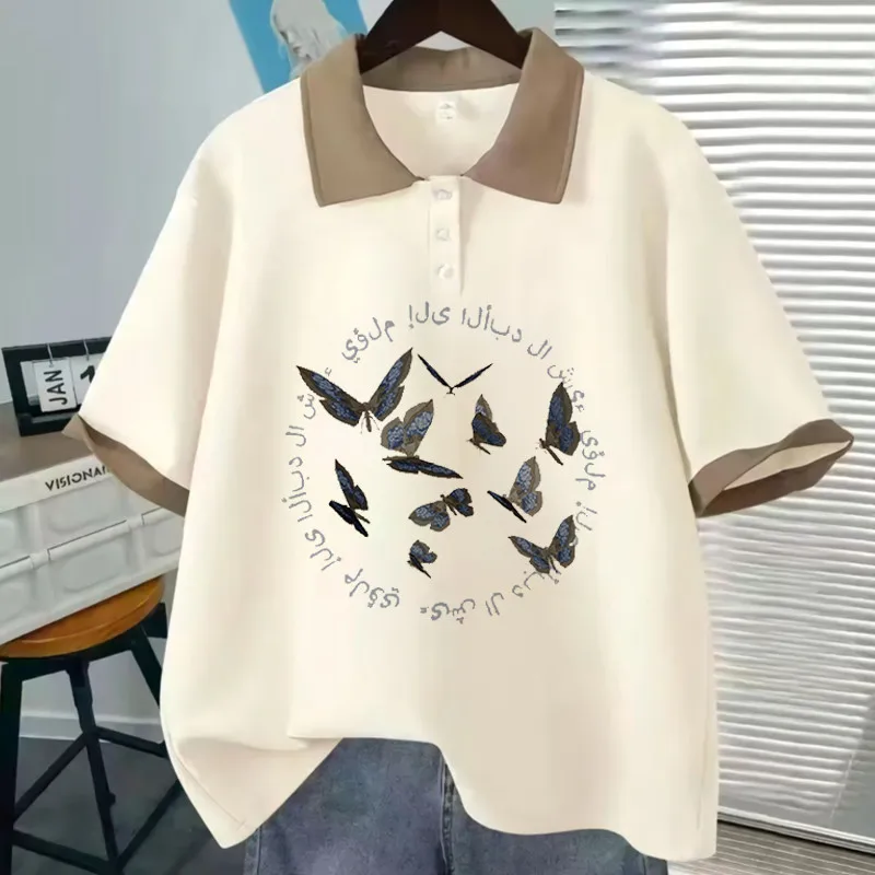 

Летняя футболка-поло с короткими рукавами — милый мультяшный принт, свободный крой, большой топ