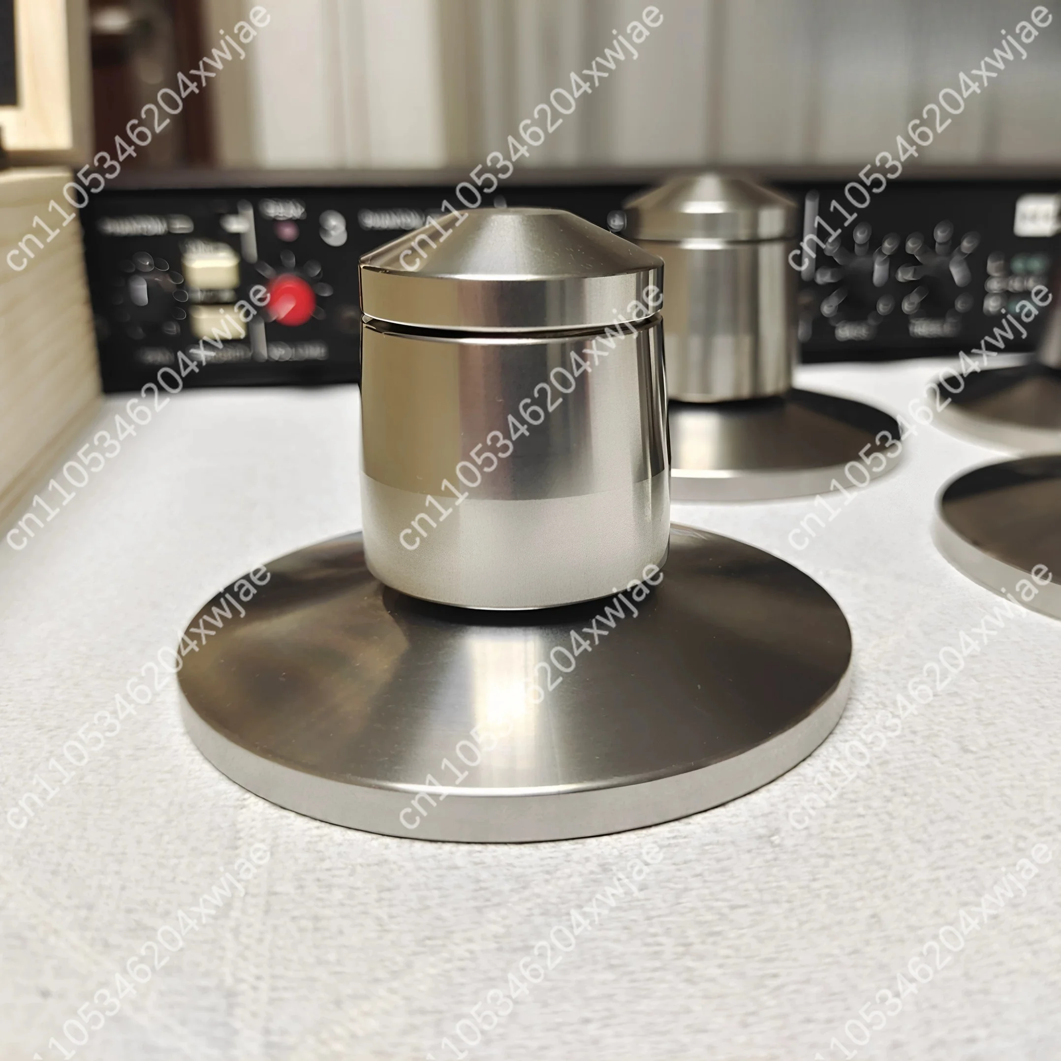 Replica Vibration Isolation Spike Pad Shock Absorbing Foot Mat For HiFi Audio Speaker Amplifier Decoder Equipment