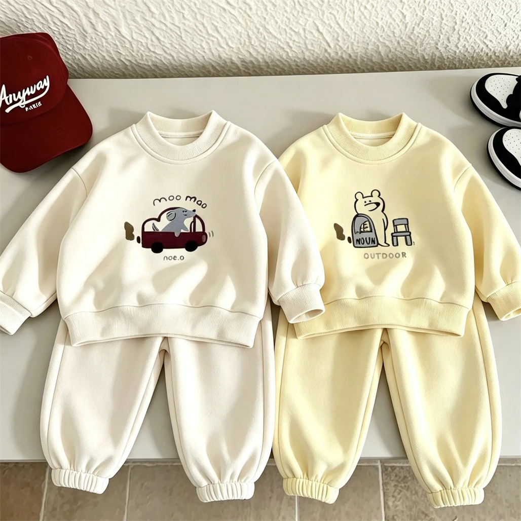 New Design Autumn Costume Small Child Long-sleeved Tracksuits Cartoon Print Hoodies Sets Infant Lovely Yellow Blue Beige 2pcs