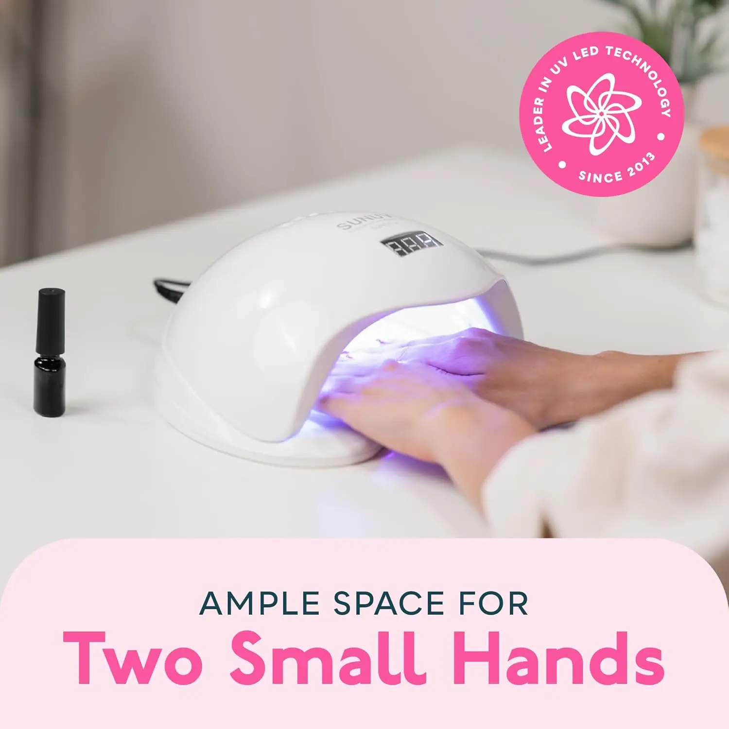 Professionele UV LED-nagellamp met sensor en timers voor het drogen van gellak in manicure en pedicure