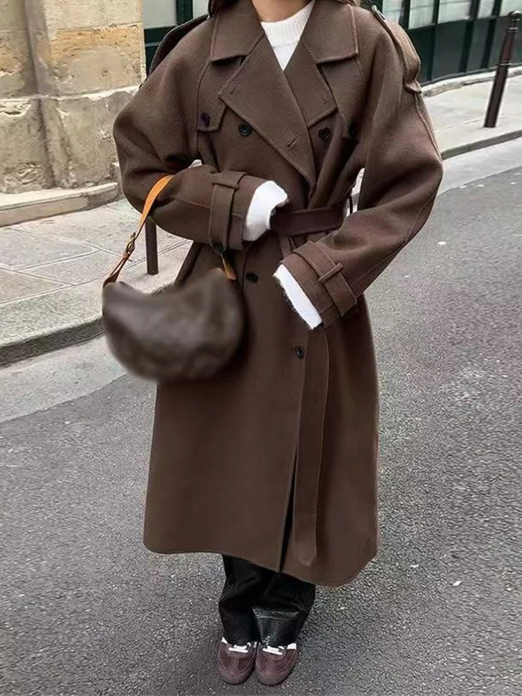 Рисунок 5 - Винтажное коричневое шерстяное пальто