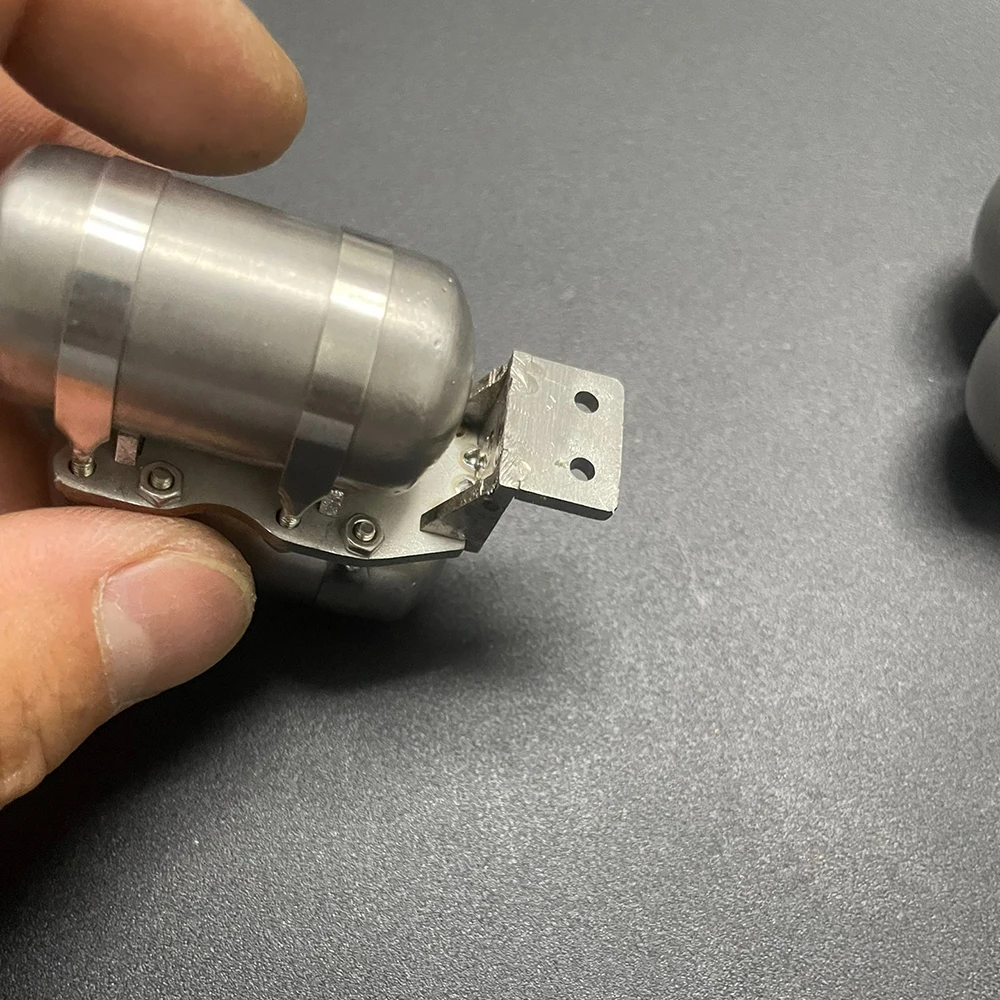 Decorazione del doppio serbatoio del gas in acciaio inossidabile per 1/14 Tamiya RC Truck SCANIA 770S VOLVO Mercedes-Benz ACTROS 3363 MAN Parti di automobili