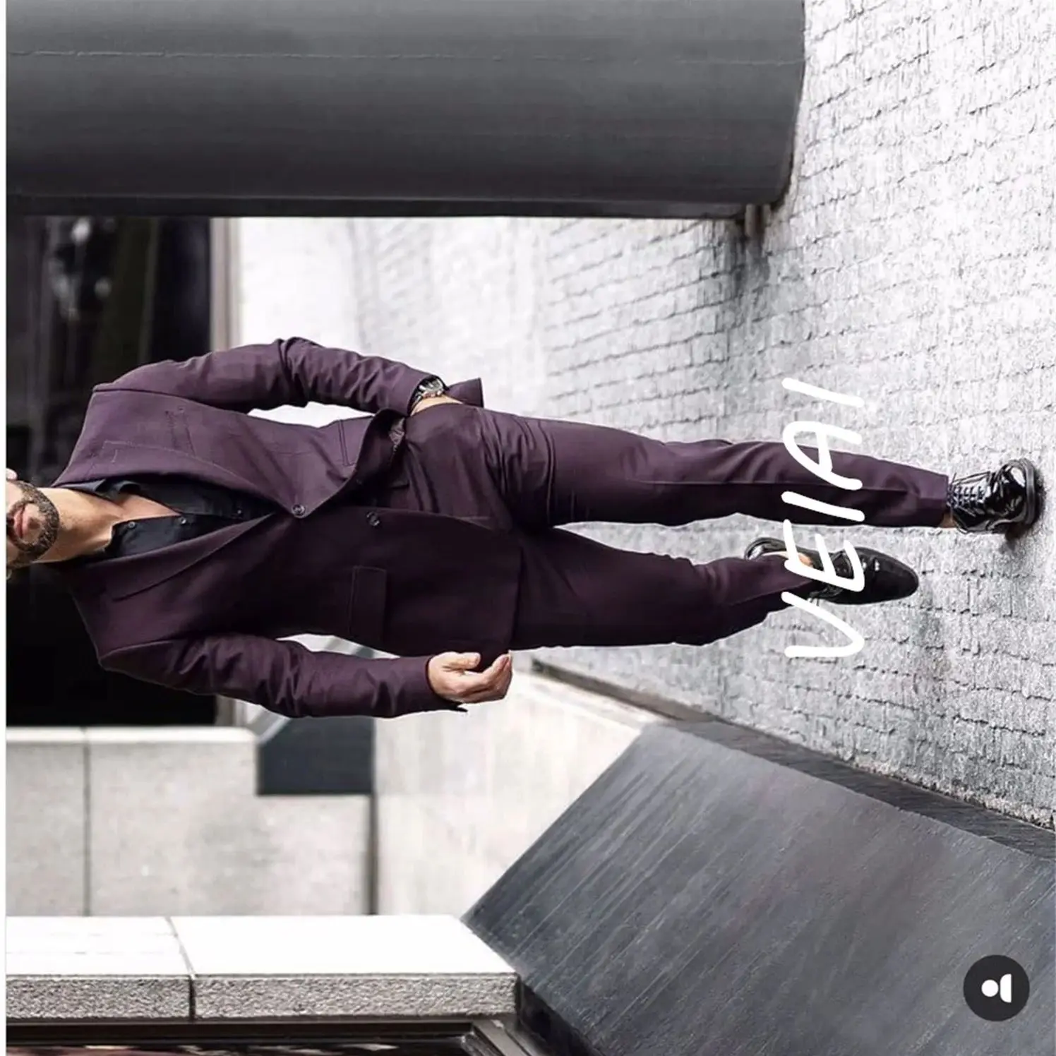 

CustomizedLatest Designs Burgundy Men Suits Slim Fit 3 Piece Tuxedo Prom Wedding Suits Custom Made Groom Blazer Terno Masculino