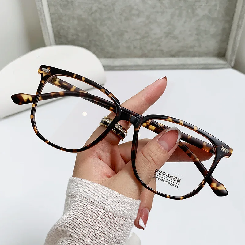 

Women Myopia Glasses Oversized Ultra Light Eye Glasses Female Shortsighted Prescription Eyeglasses -1.0 -1.5 -2.0 -2.5 To -4.0