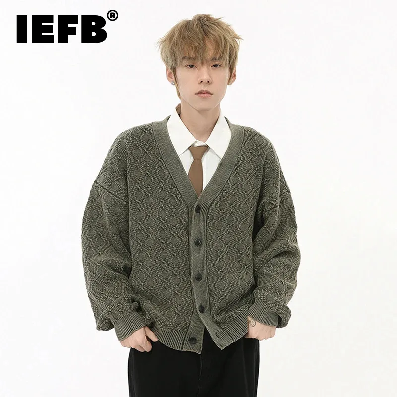 IEFB Korean Design Men's Cardigan Casual Plaid V-neck Single Breasted Solid Color Loose Autumn Male Sweaters New 2024 9C7635