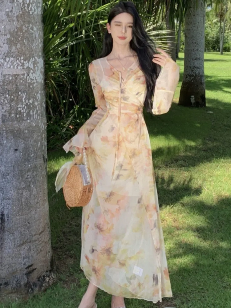 

Autumn Women Printed A-line Long Dresses Elegant Flare Sleeve V-neck Dress Vintage Casual Birthday Vestidos Female Clothes New