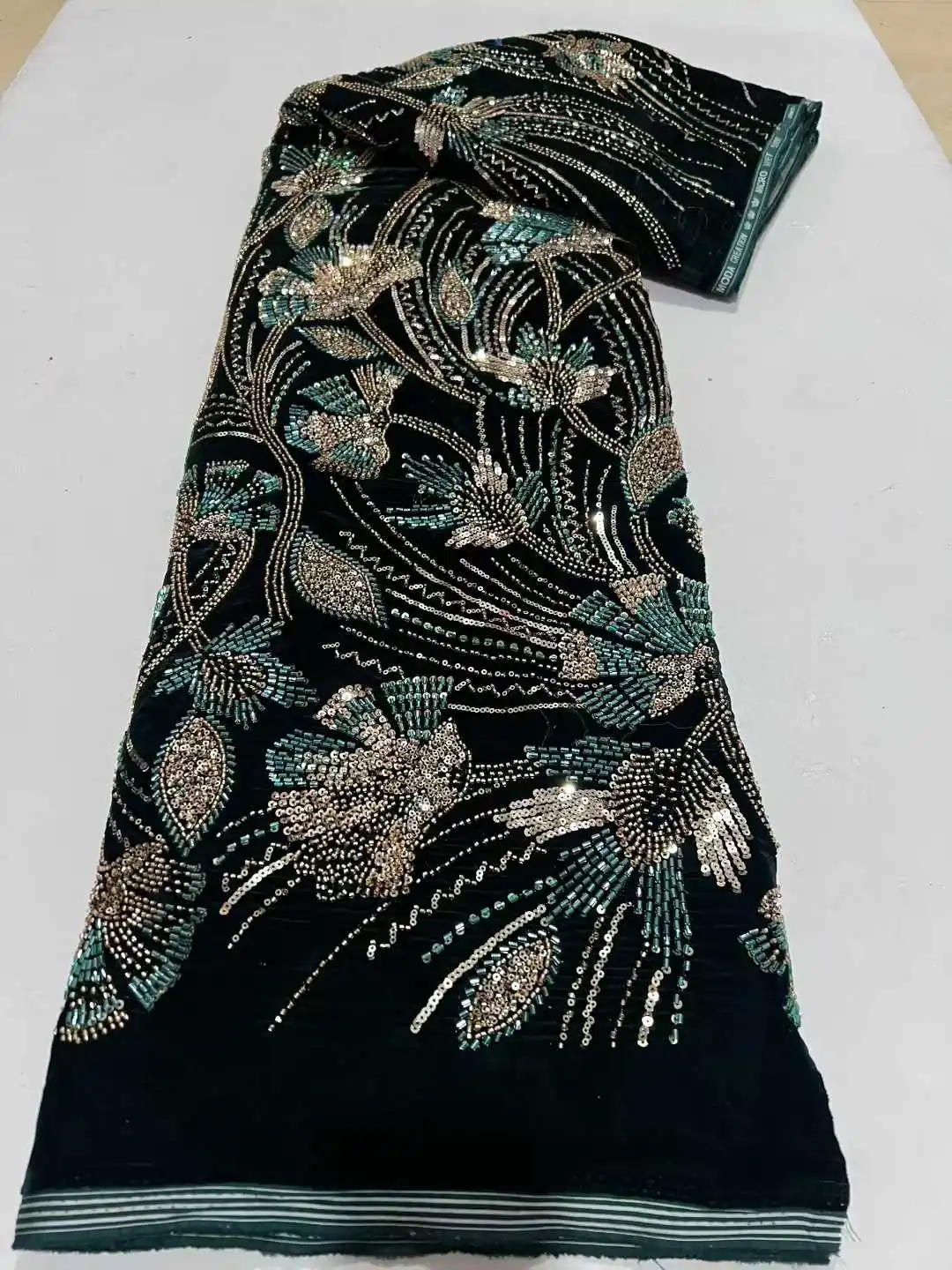 

Элитная африканская бархатная кружевная ткань 2026 года, высококачественное нигерийское кружево с бисером, французский тюль для пошива свадебных и праздничных платьев