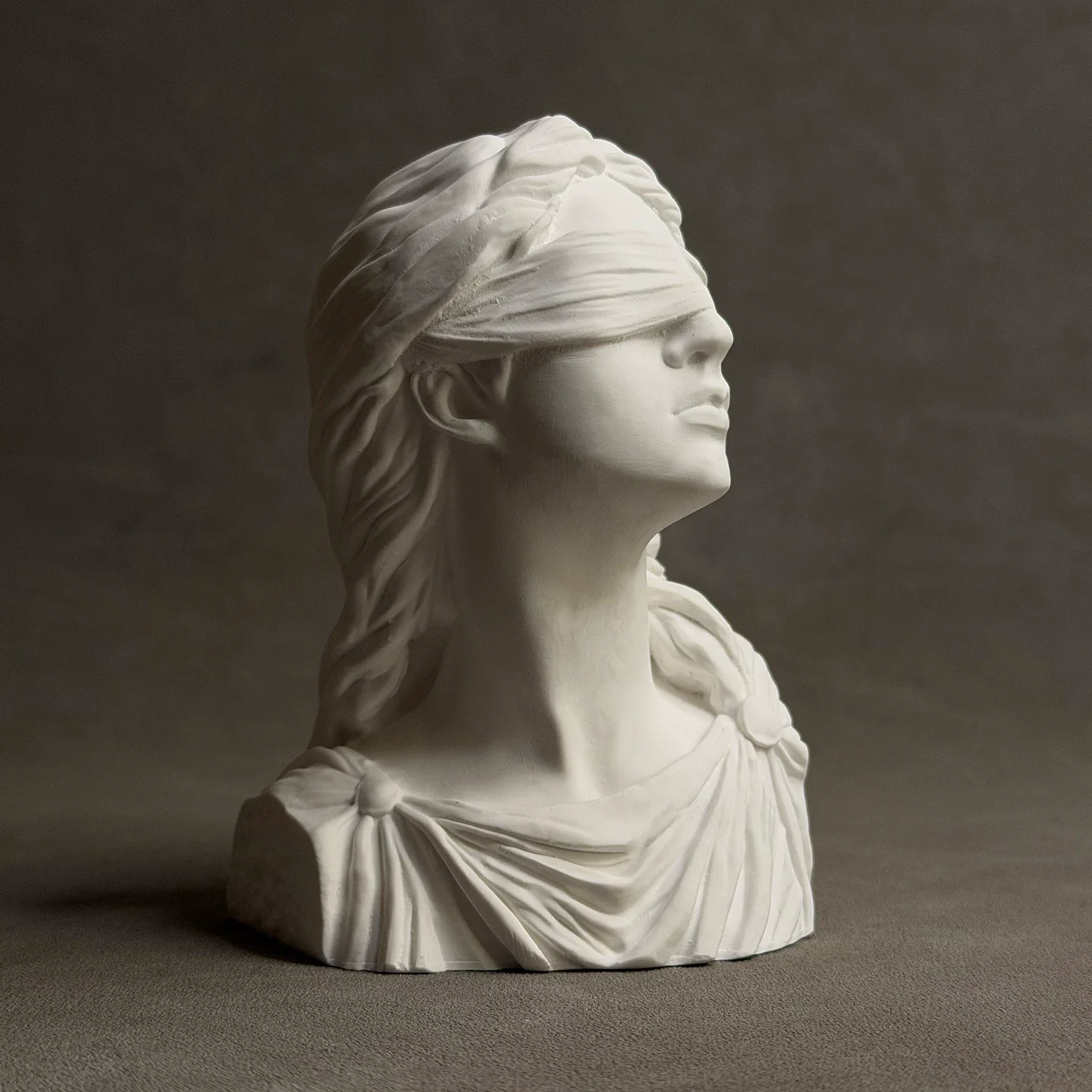 Goddess of Justice Art Desktop Gypsum Sculpture Model Ornament Fragrant Stone Gift