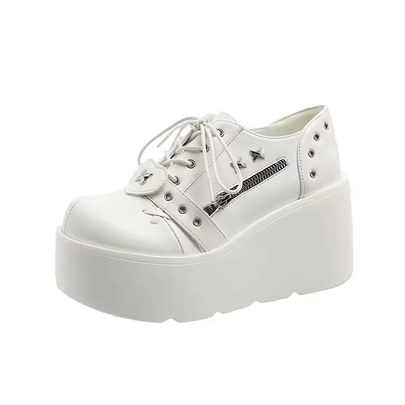 Zapatos blancos de Lolita, zapatos de plataforma picantes para niñas, estilo dulce y fresco, cuñas Punk negras, zapato gótico para mujeres, novedad de primavera y verano
