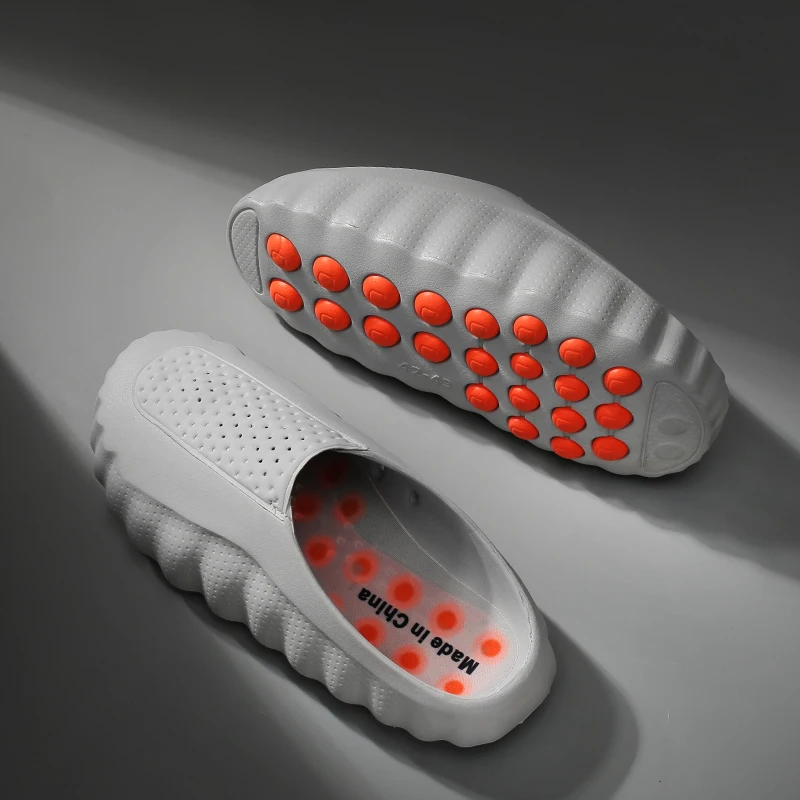 

Men's and women's EVA lightweight toe massage slippers 2026 outdoor new casual sports slippers couple's fashionable beach shoes