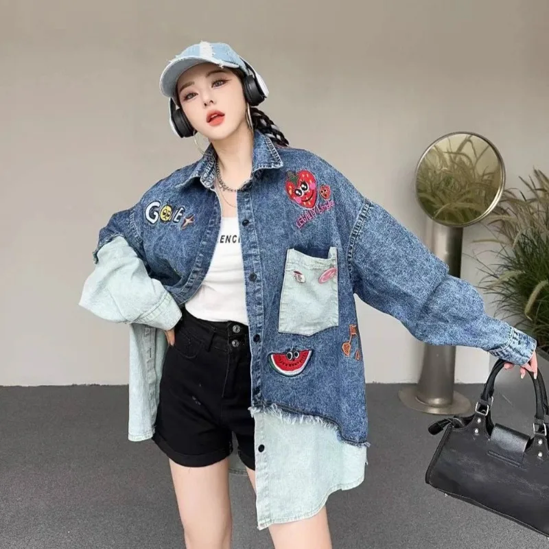 2025 الربيع والخريف الكرتون المطبوعة قميص دينيم المرأة فضفاضة عادية تنوعا تخفيض العمر