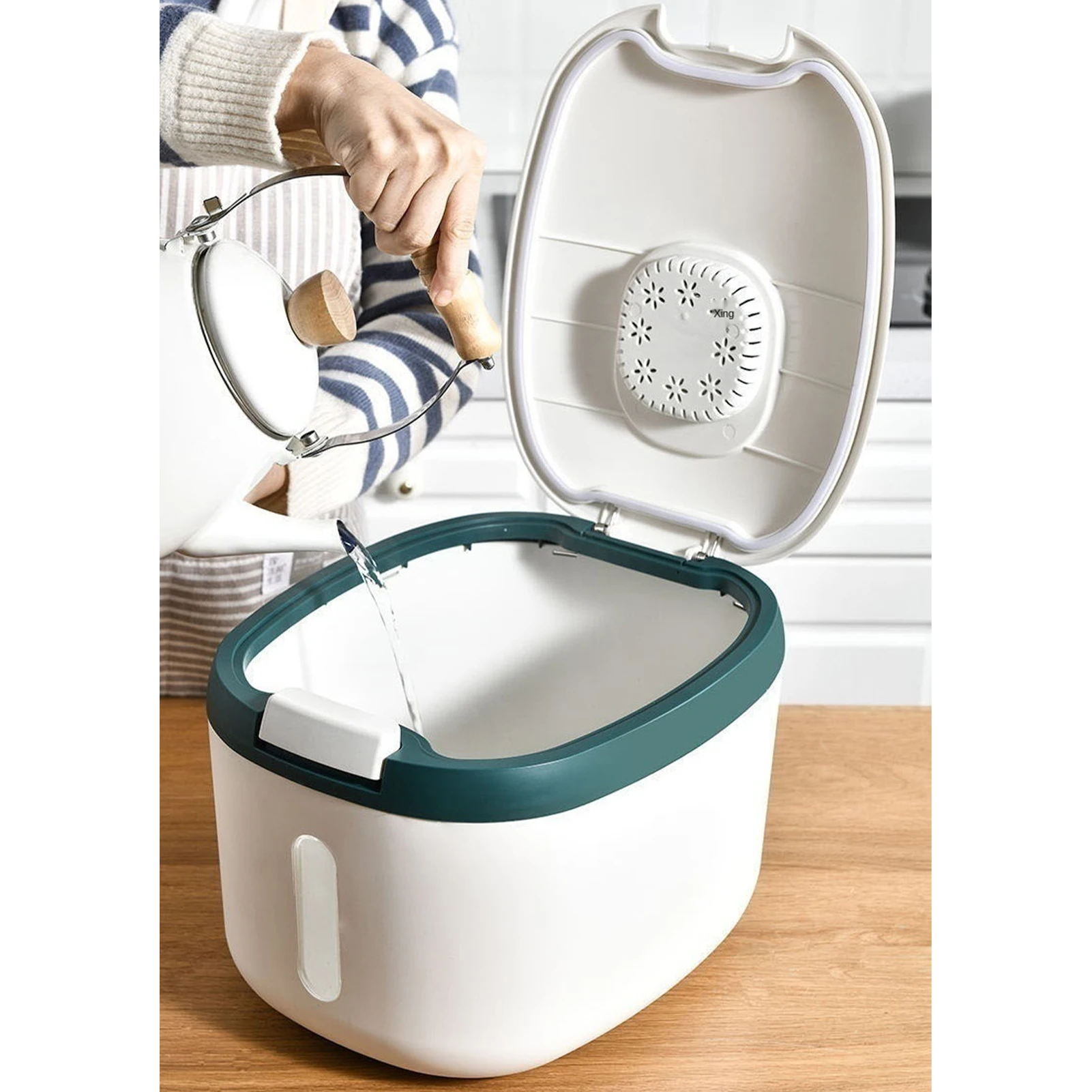 Large Sealed Grain Container Extra Large Rice Dispenser With Lids Dry Food Storage For Kitchen Suitable For Storing Cat Food Dog