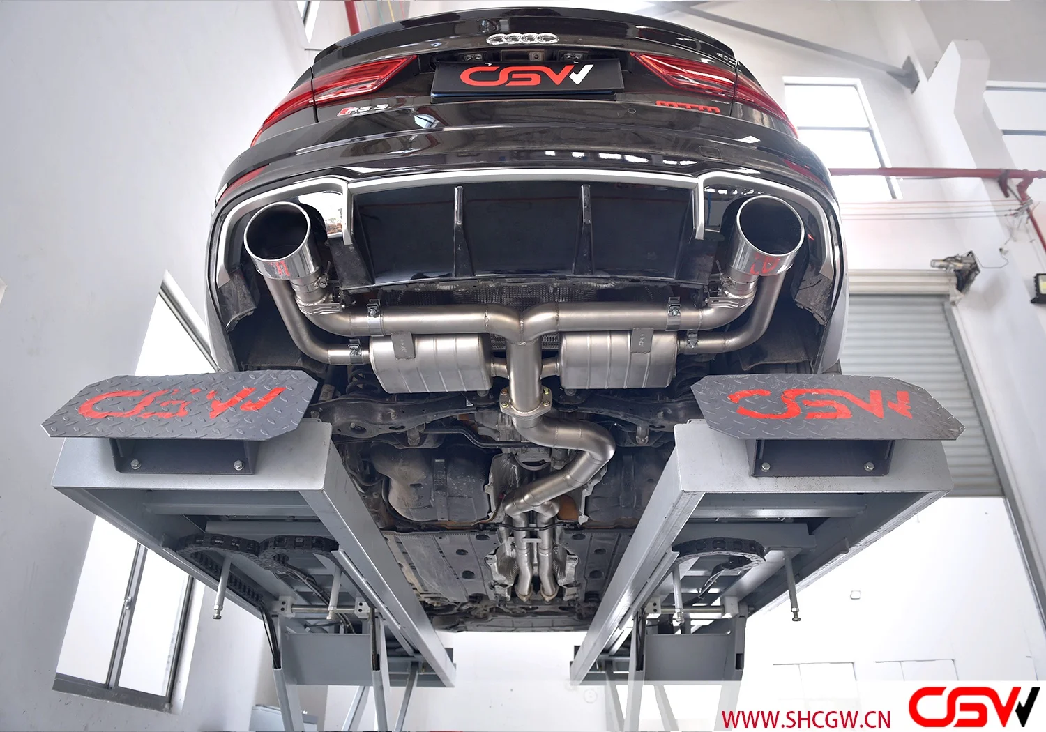 High Performance Stainless Valvetronic Muffler Catback  System for  RS3 2.5T Sedan Carbon Fiber Exhaust Tip