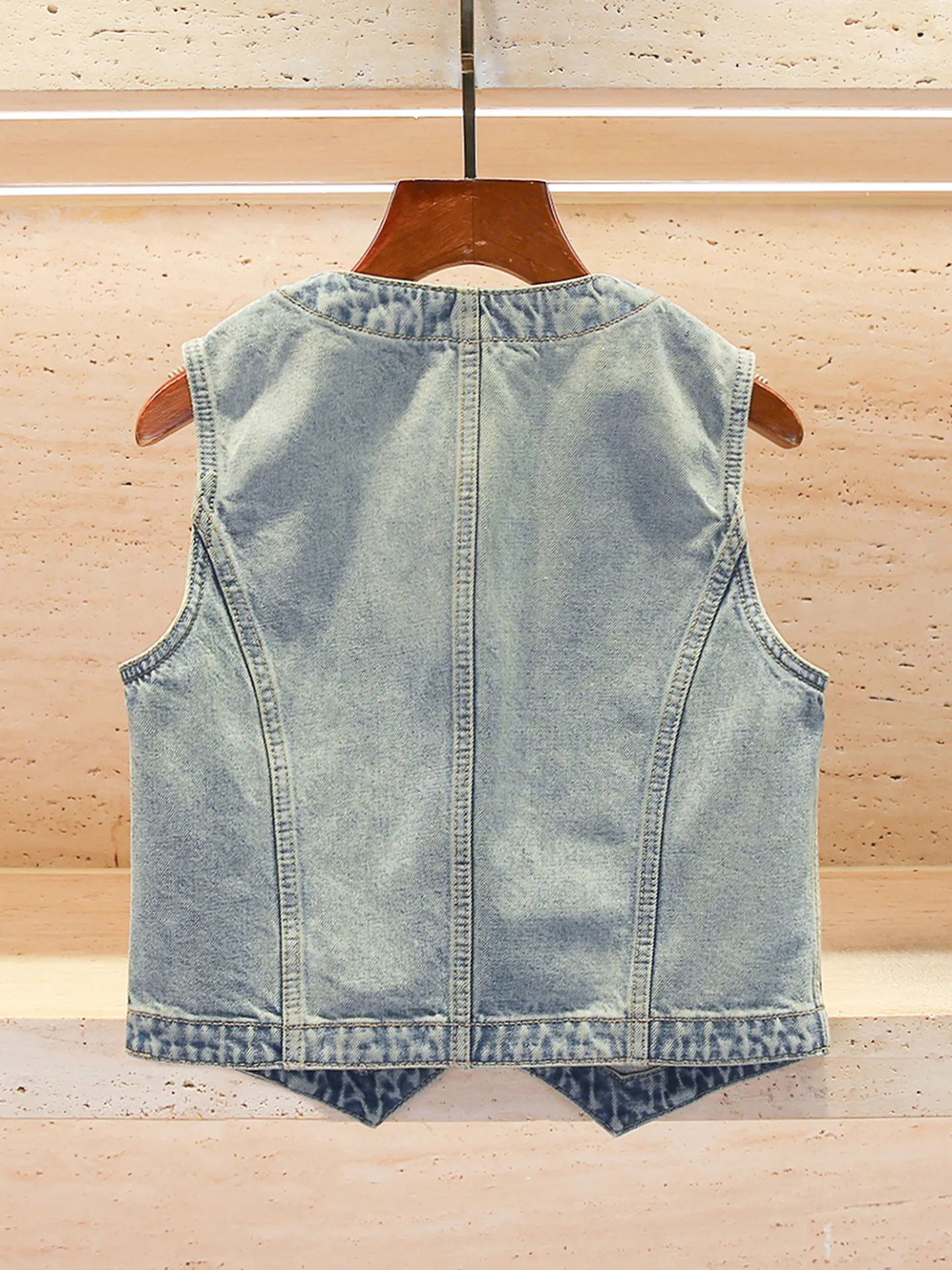 High Street Jean Vest Women's Spring and Summer Design Sense V-neck Rivet Decoration Denim Casual Vest Top