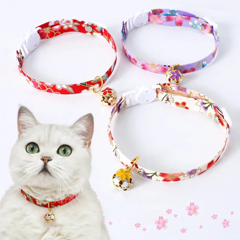 Cute Cat Daisy Sakura Collar with Pendant Adjustable Safety Kitten Puppy Chihuahua Raabit Necklace with Bells Pets Accessories