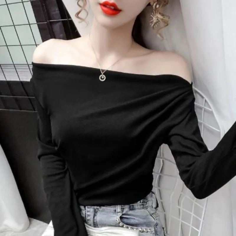 Plain Woman T-shirt 2024 Women Slim Clothing Sexy Tshirt Red Alt Aesthetic Wholesale Top for Korea Stylish Simple Cheap Old Tee