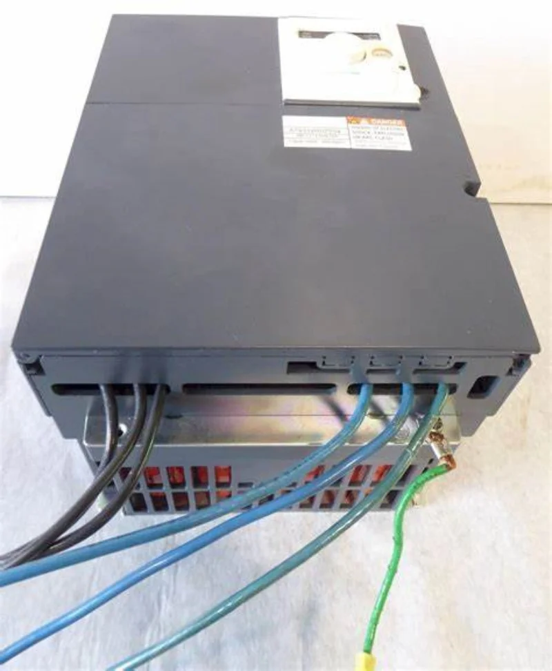 100% Asli Baru ATV312HU75N4 ATV212HU40N4 ATV12H037F1 ATV32H018M2 ATV320U40N4C Inverter Garansi 1 Tahun Pengiriman Cepat