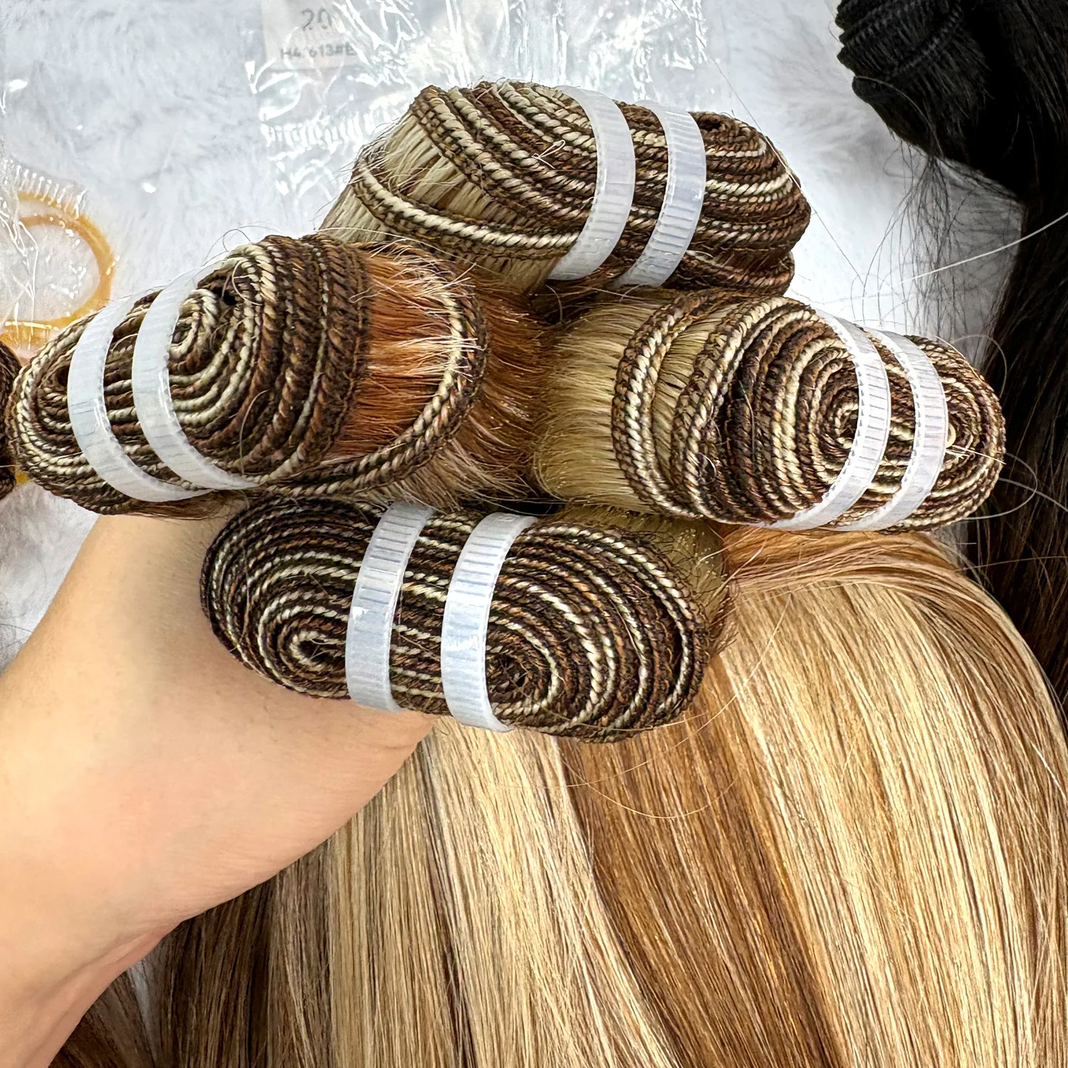 18-26inch 100/ Bundle Colored Straight 100% Human Hair Bundles Chinese Raw Remy Hair Weave Deal Sew In Weft Extensions