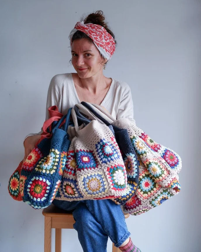 Colorful crochet boho chic granny square Gran Tote handbag Beige blue market bag Vintage Style Hippie summer beach bag