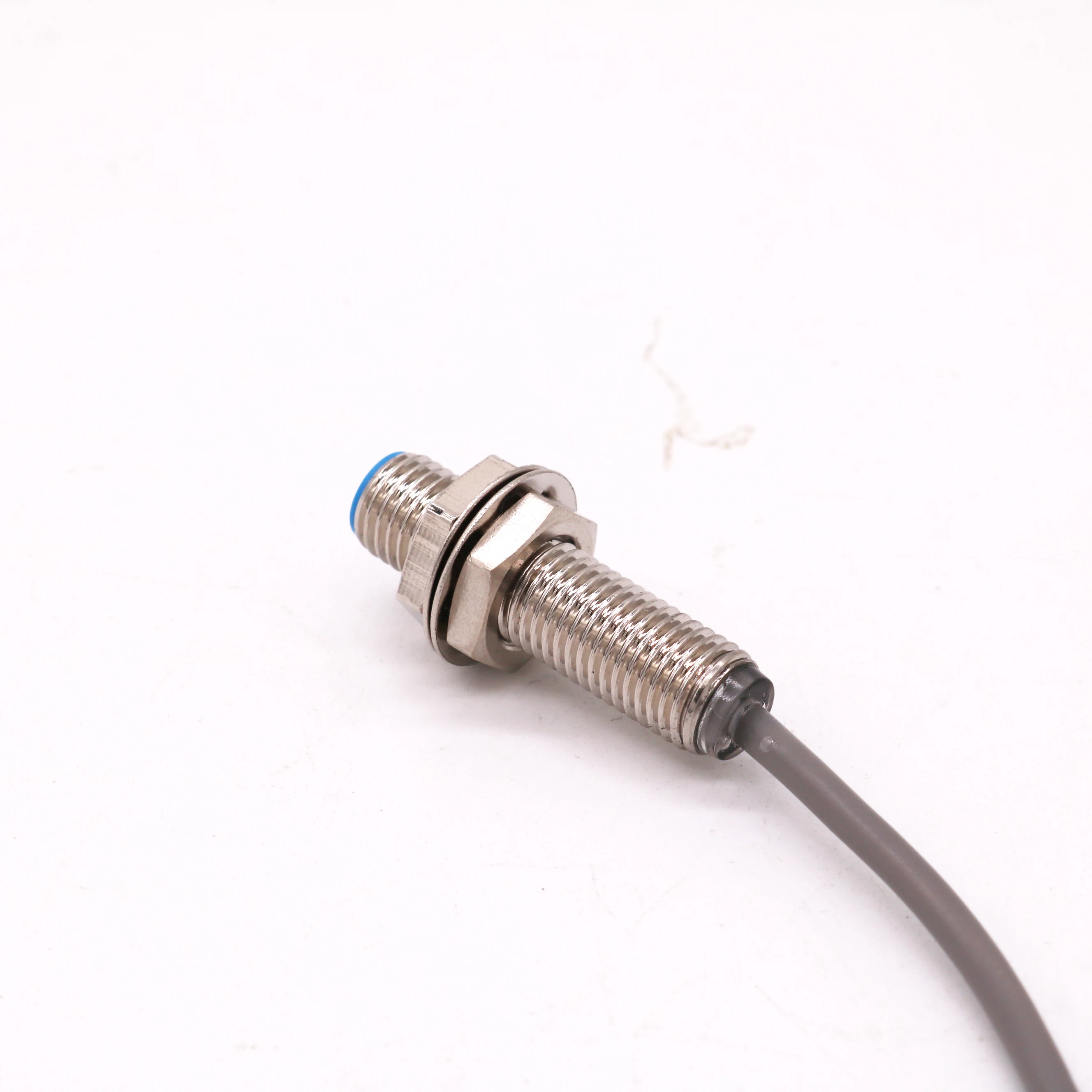 DGKJ m8 inductive proximity  sensor 10-30V DC Flush 1mm sensing range