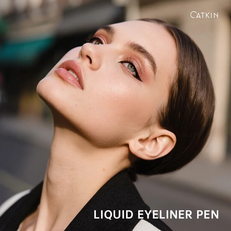 CATKIN waterproof zwarte vloeibare eyeliner is glad en langdurig, anti-vlekken, langdurig, niet-vervagend, ultieme nauwkeurigheid