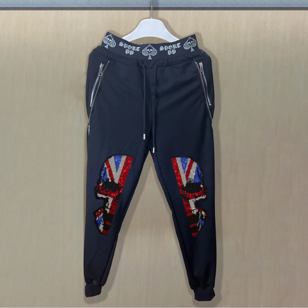 

Men's Hip-hop Skull Pants Luxury Rhinestone Design Male Outerwear Casual Slim Fit Pants Breathable Comfort Man Cloth Pants