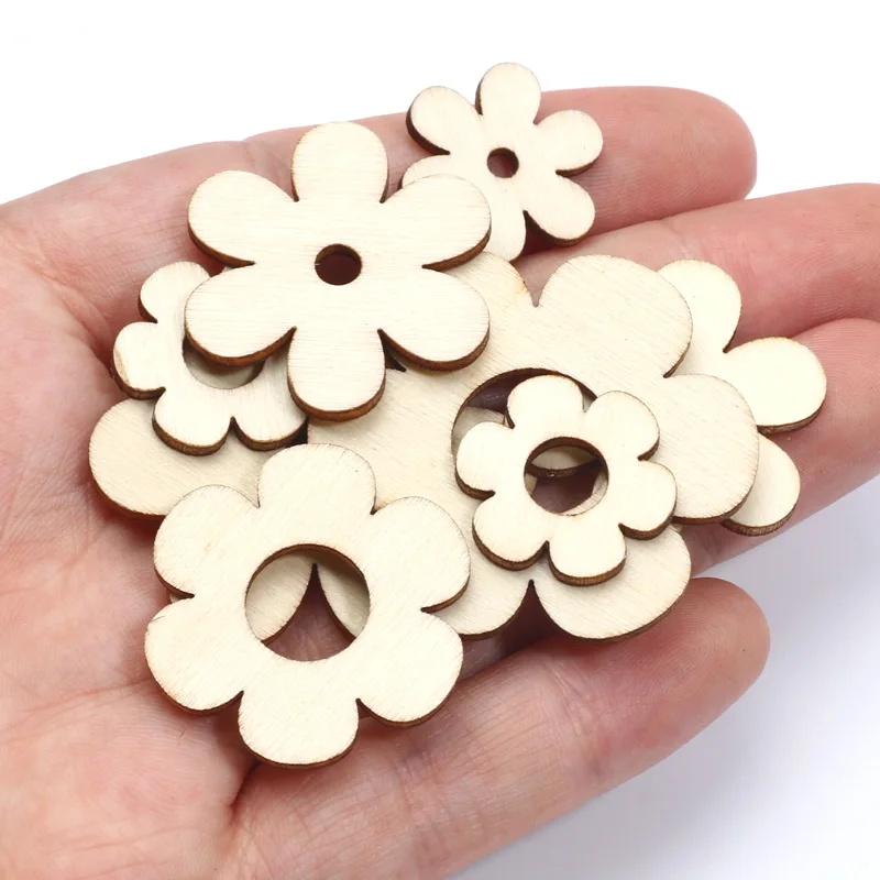 20pcs Wooden Flowers Ornaments Wooden Flowers Shape Blank Wood Slice Embellishments DIY Craft Wedding Christmas Decoration