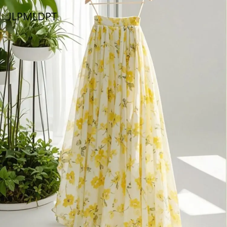 

Yellow floral skirt women's 2025 summer new elastic waist design wears a unique A-shaped skirt